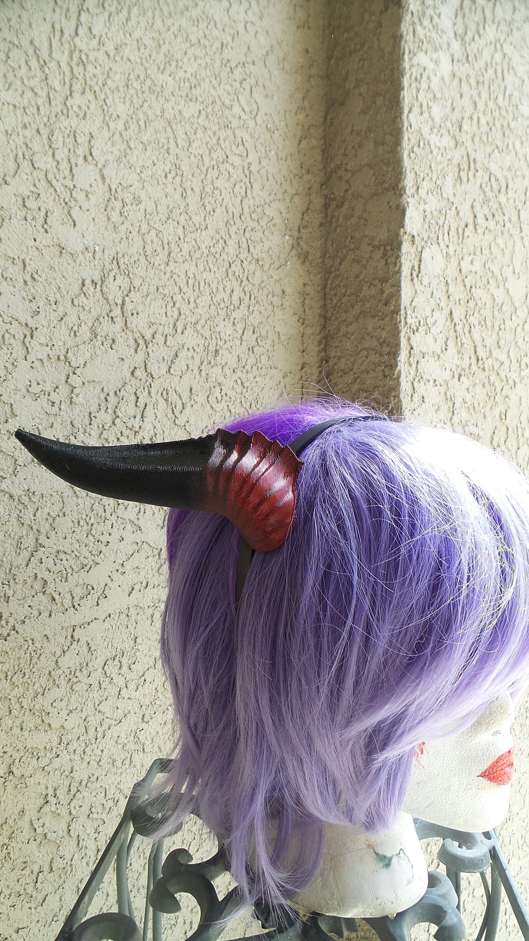 Deanerys Dragon inspired 3d printed Red and black horns on headband DIY costume addition dragon ears  lizzard horns - Mud And Majesty